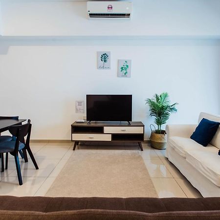 Cozy Homestay With Wifi @Encorp Strand Mall @Alpha Ivf Petaling Jaya Exterior foto